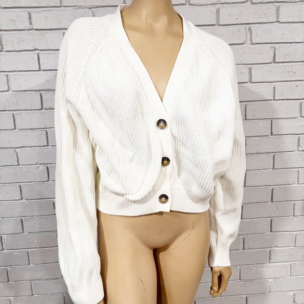 Asos Monki Women's White Button-Up Cardigan - Size‎ Large